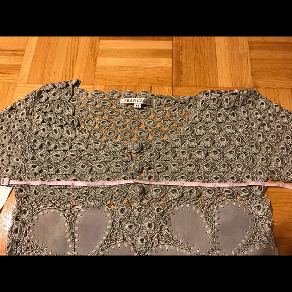 “Crochet” rayon/leather flower short sleeve top - M - Picture 4 of 6